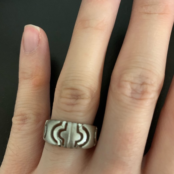 Authentic Brushed and Polished Versace style ring - size 6.5 - Picture 2 of 4